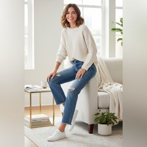 Rachel Rachel Roy Distressed Frayed Hem Jeans Size 6/28 Light Wash Denim